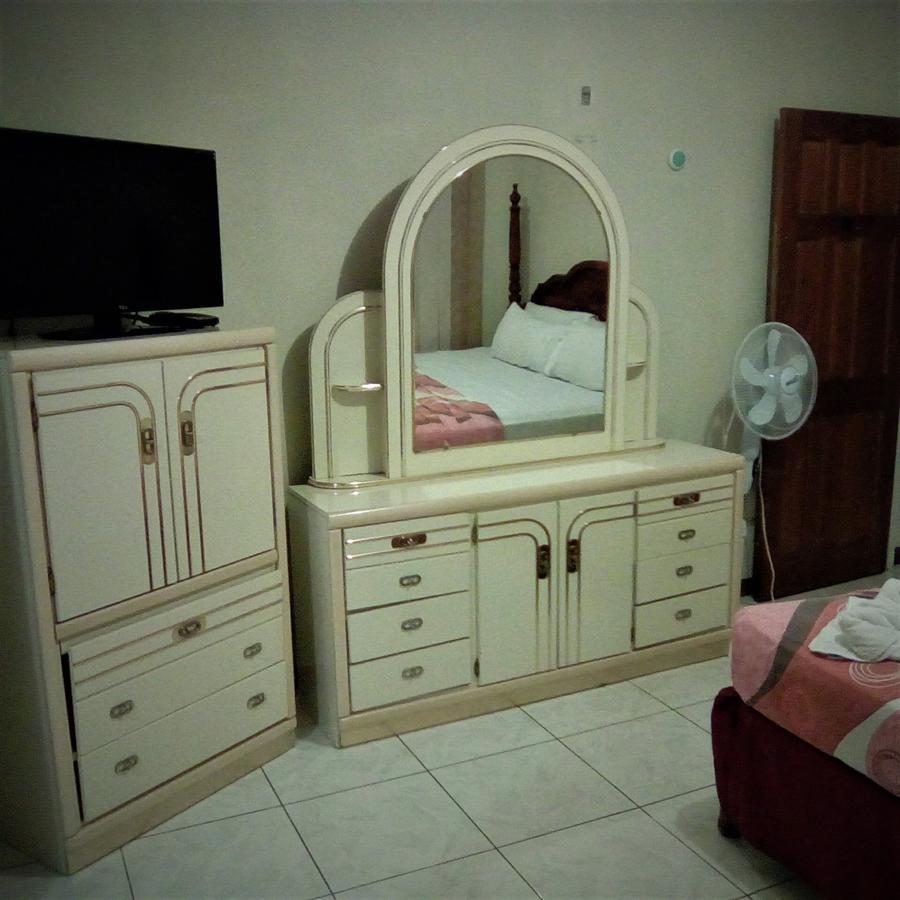 Glenrock Limited * Mandeville