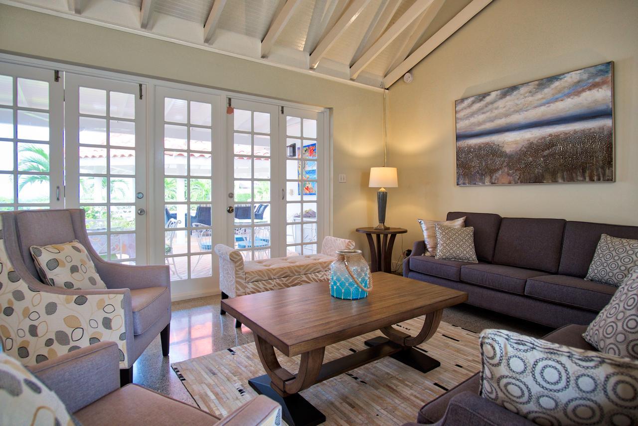 Villa Sunspot *