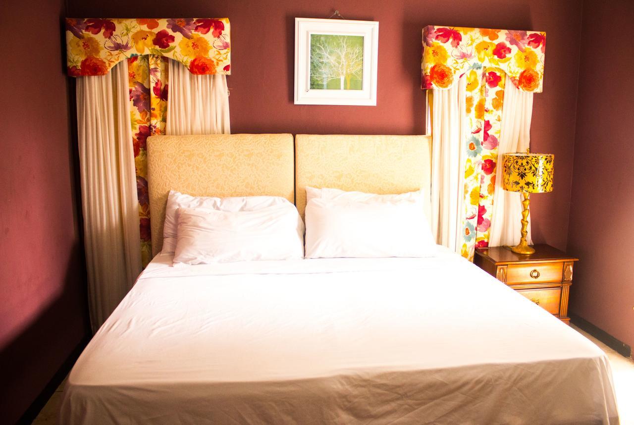 Hotel Crescent Court Kingston