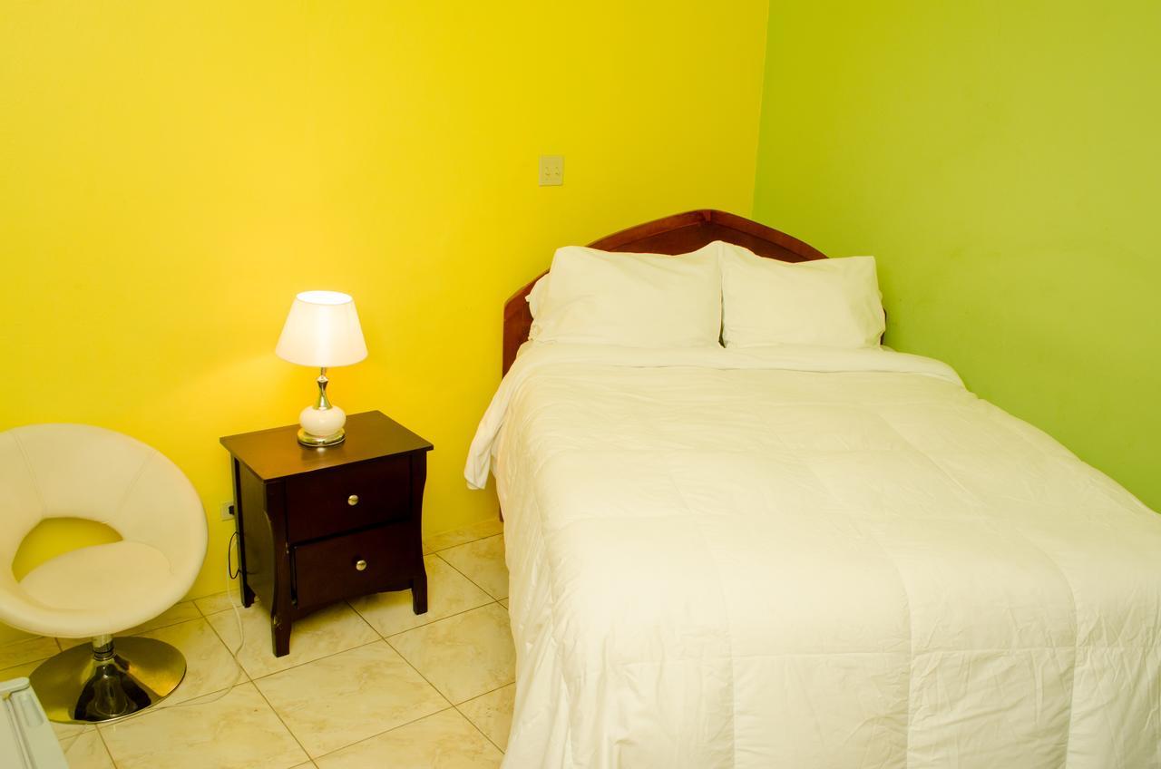 Crescent Court Kingston