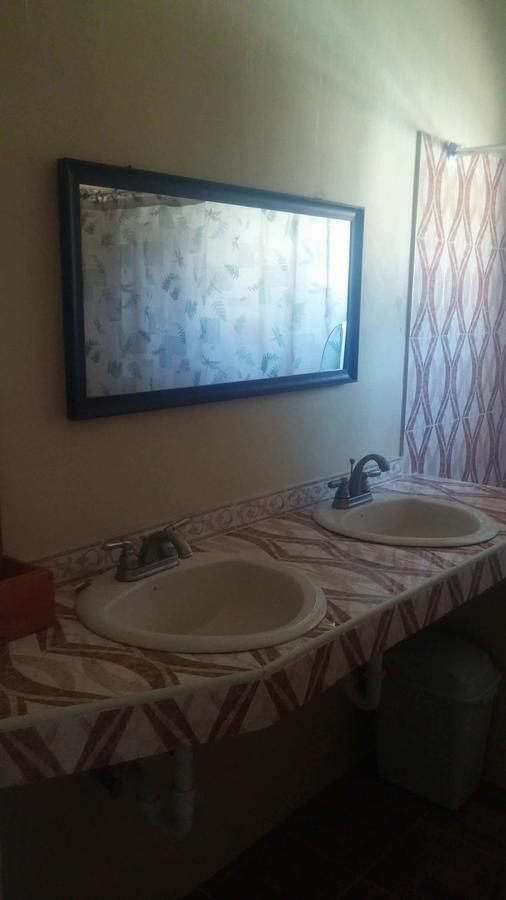 Guest house Tropical Breeze *