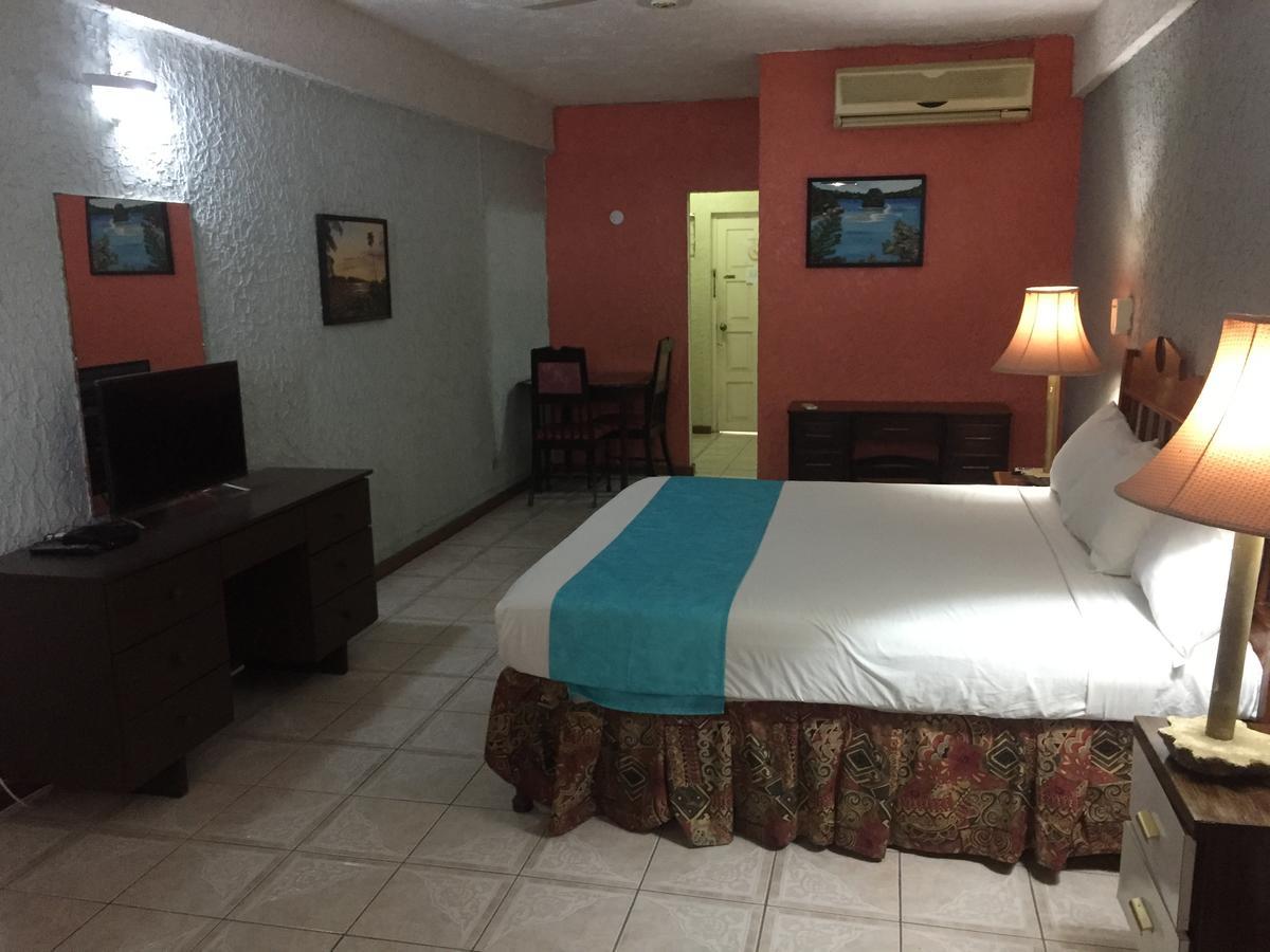 Cariblue & Scuba Hotel 3*