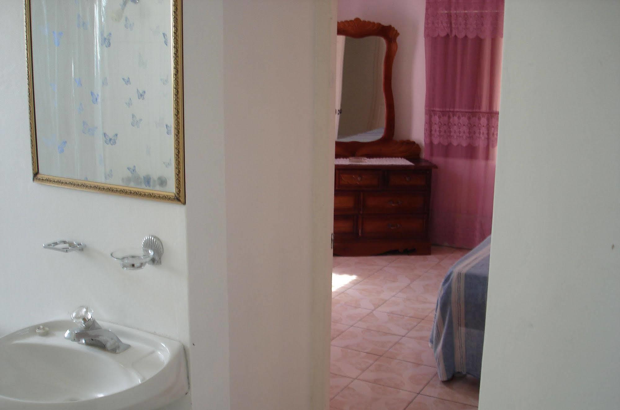 Guest house Treasure Bay