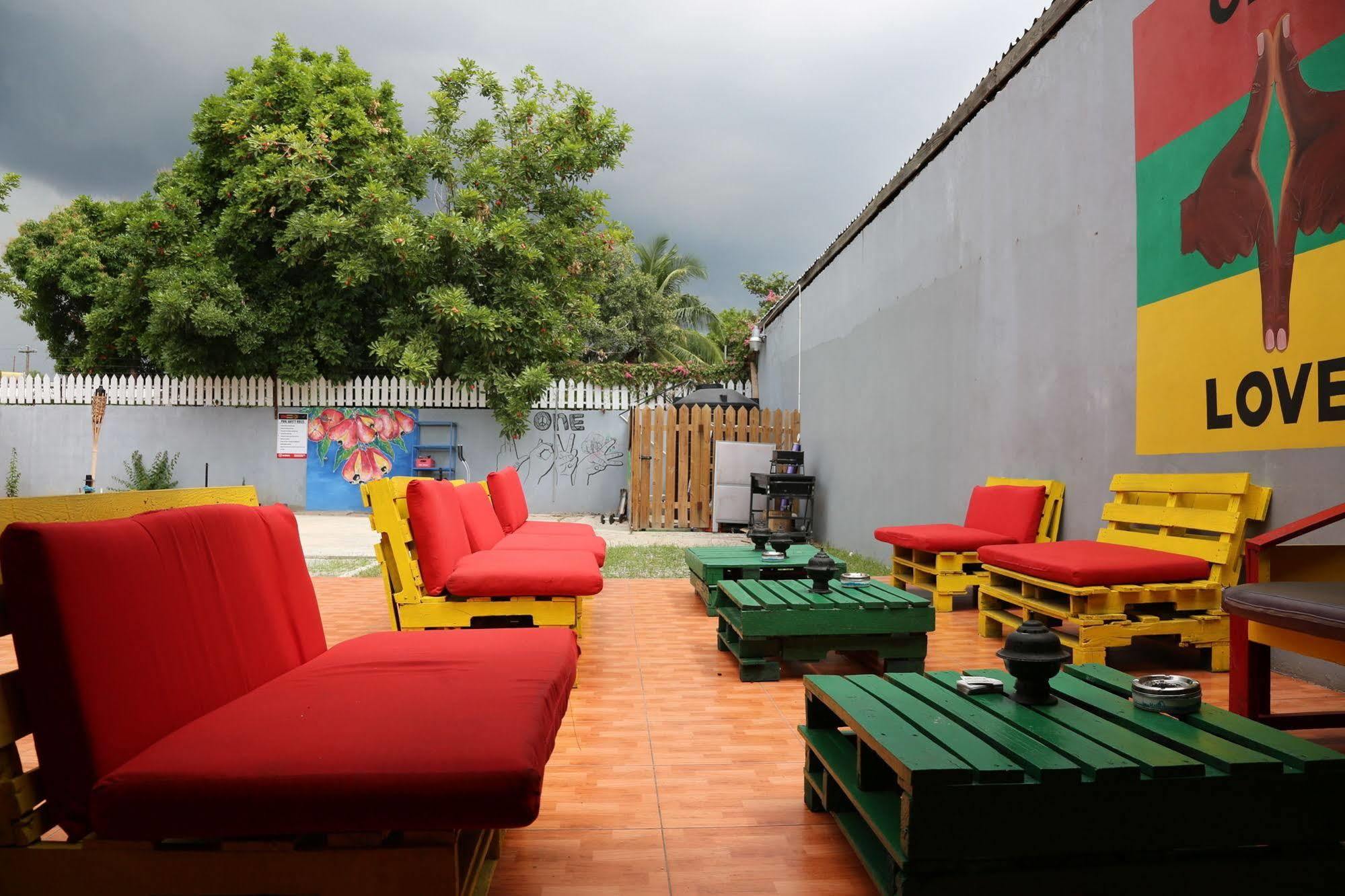 Reggae Hostel *