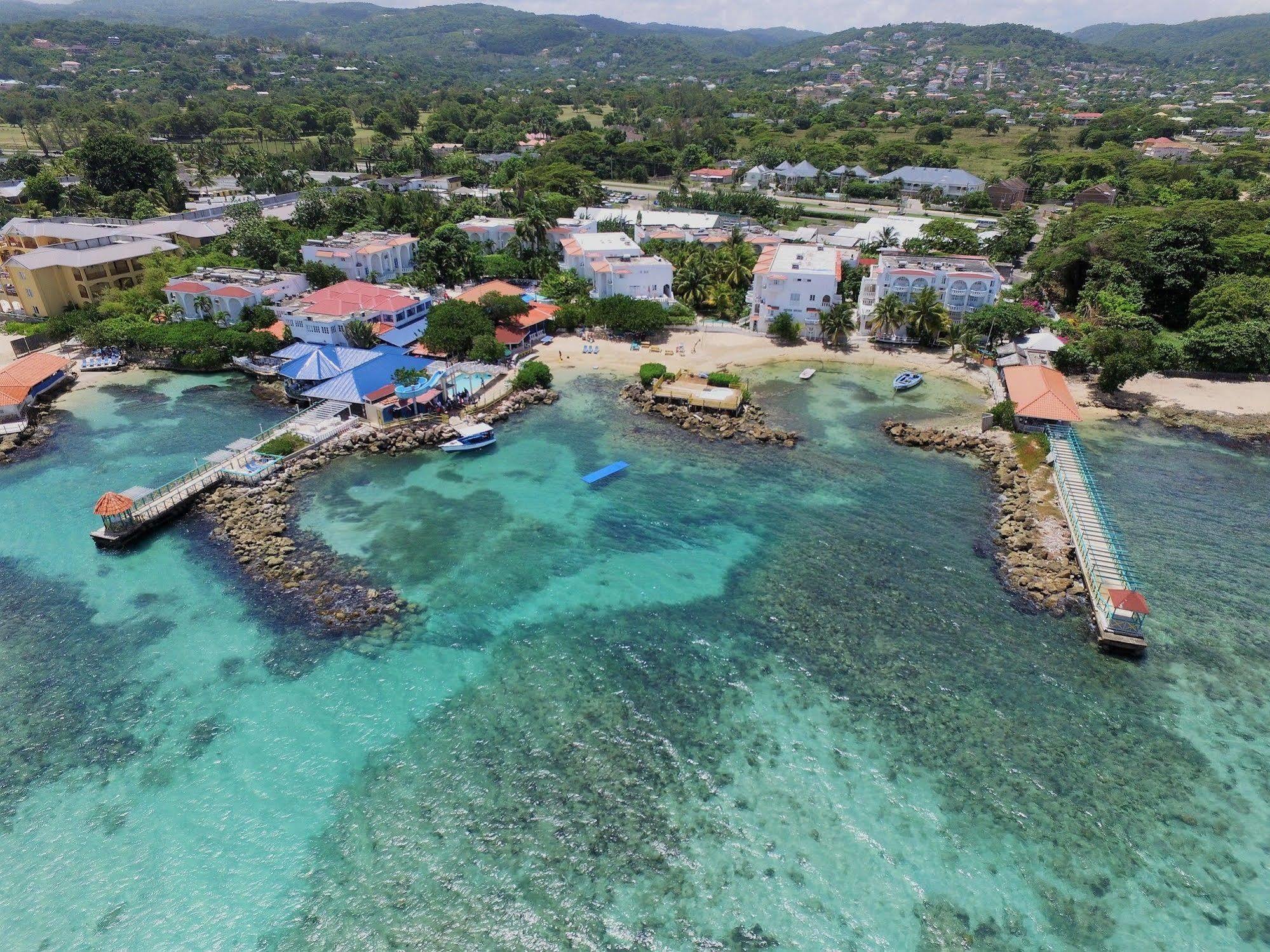 Resort Franklyn D & 4*