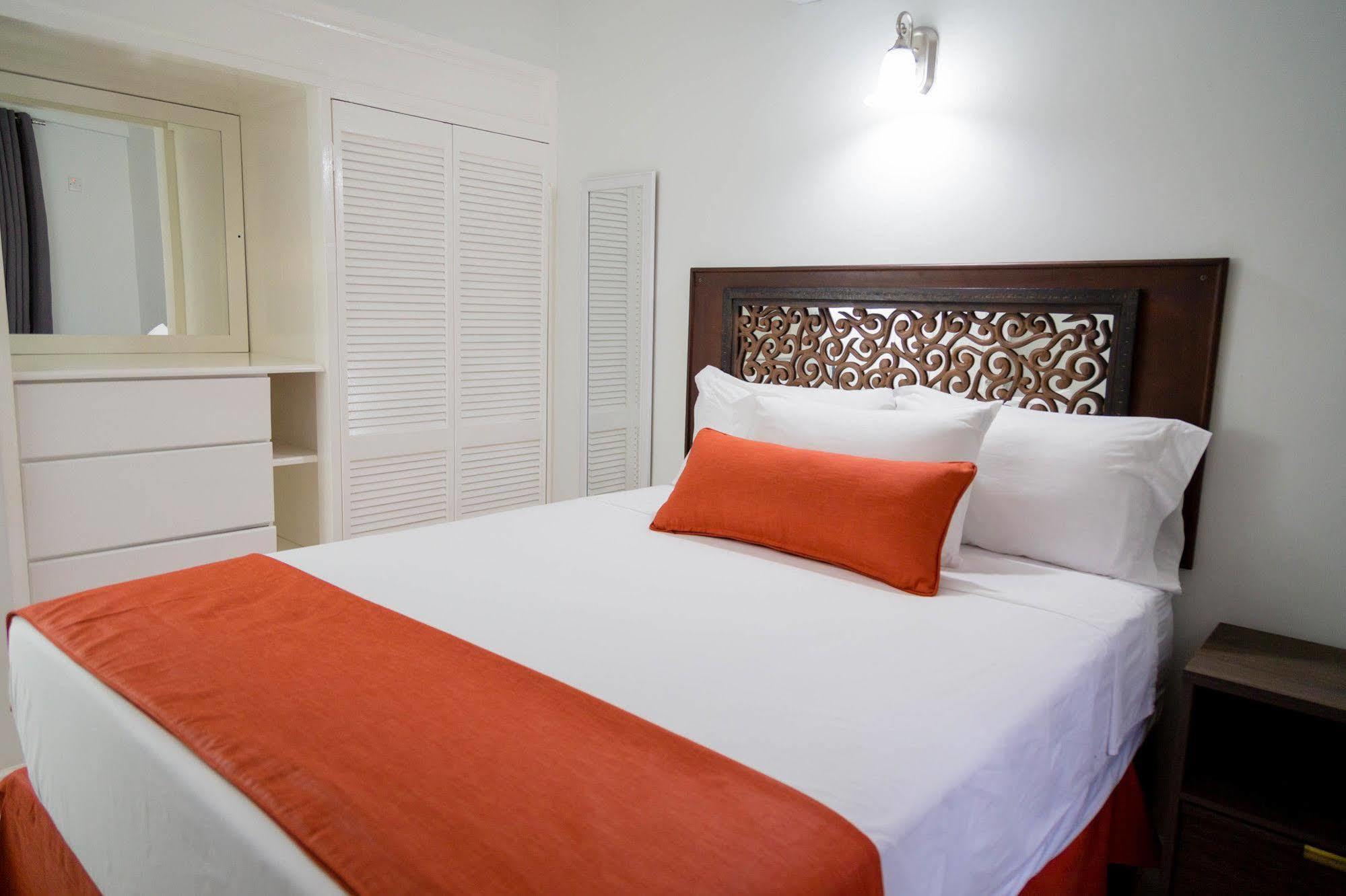 Hotel Centrally Located Guest