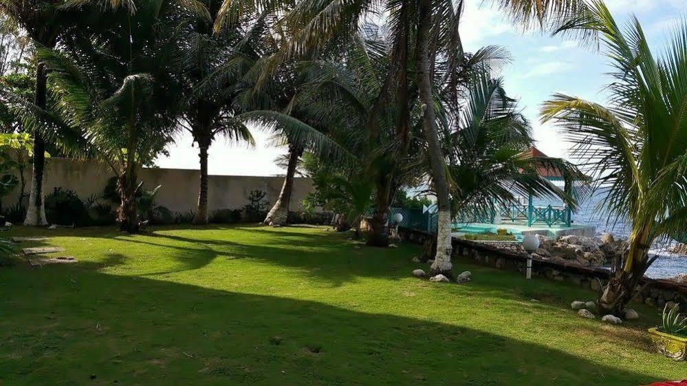 Idyllic Beachfront Ocho Rios