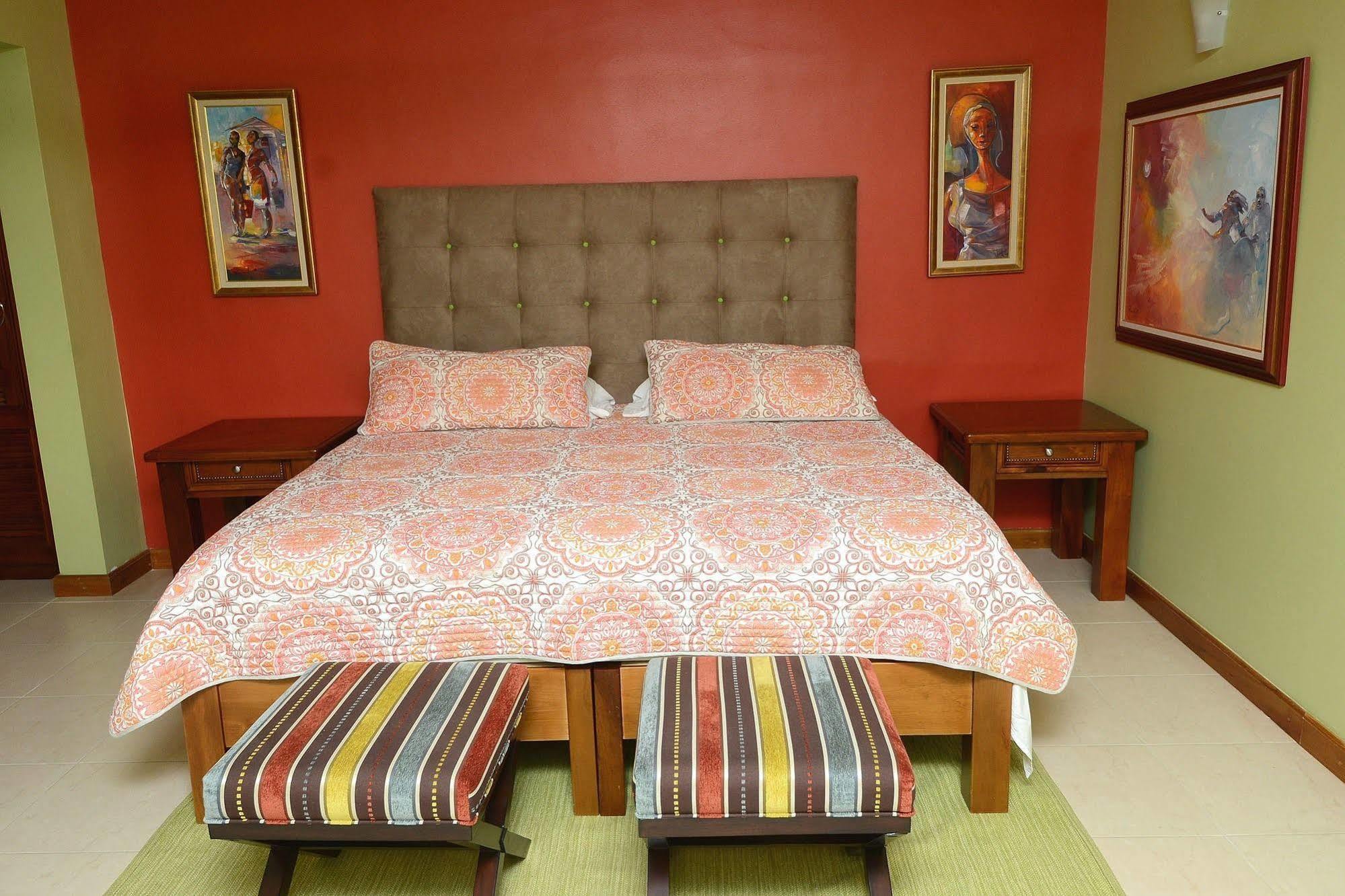 The At Long Mountain Country Club Hotel Kingston