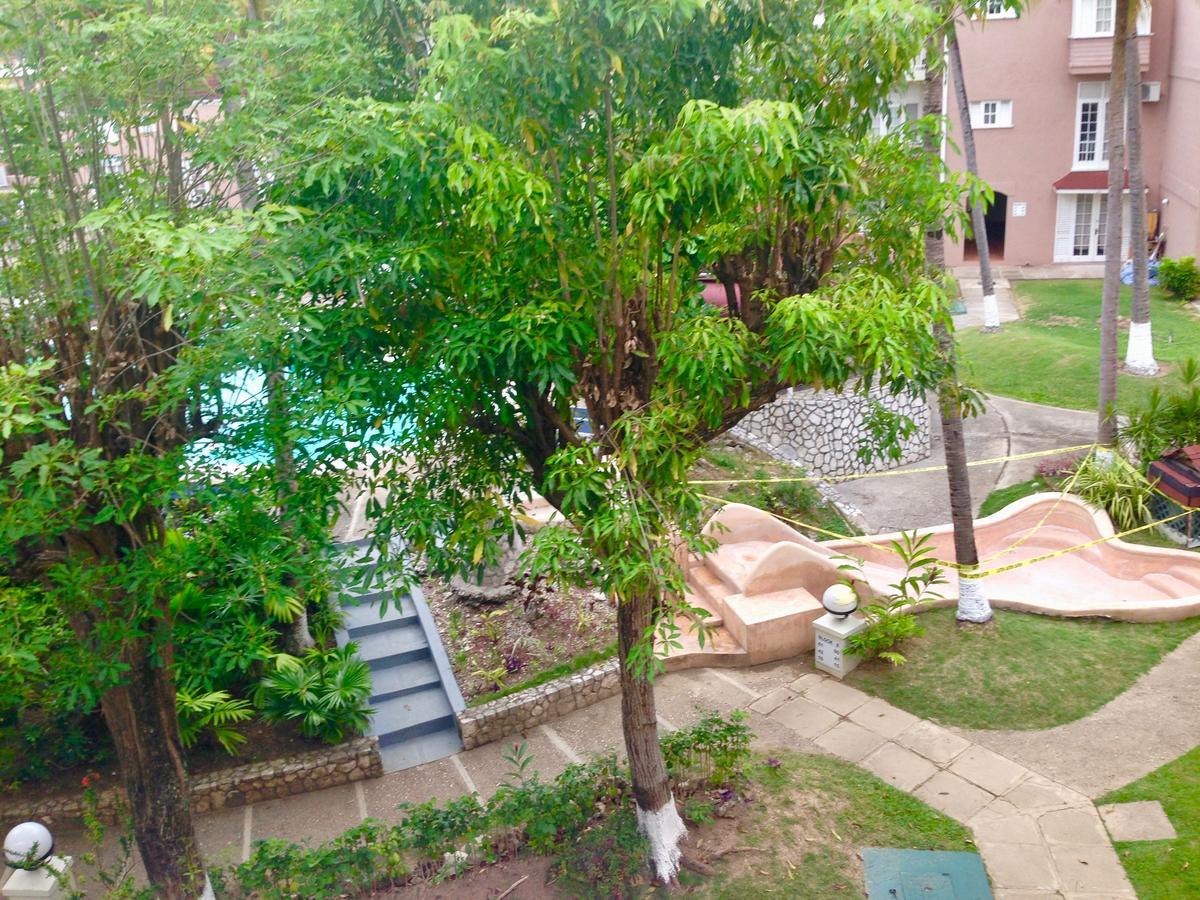 Apt 60 Fishermans Point *