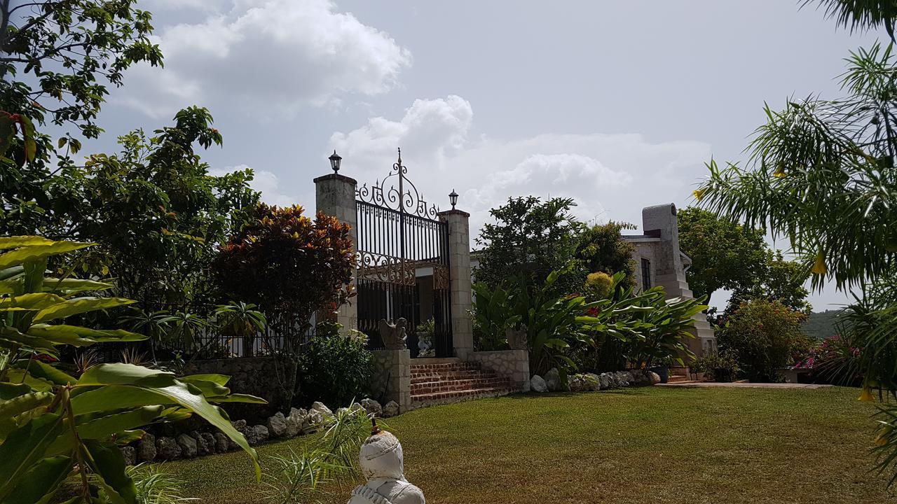 Geddes Great House Inn *