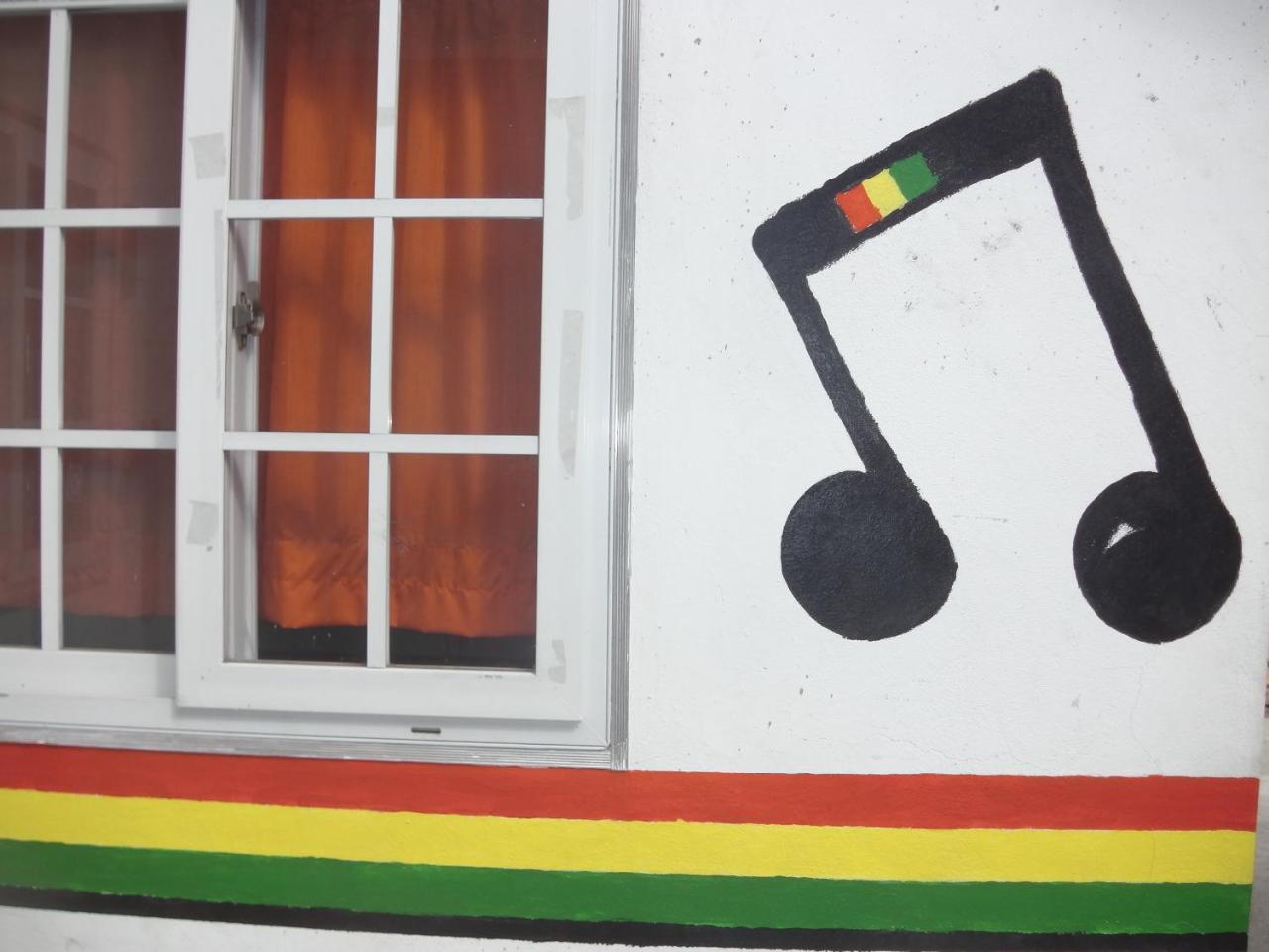 Inn Yardie 2*