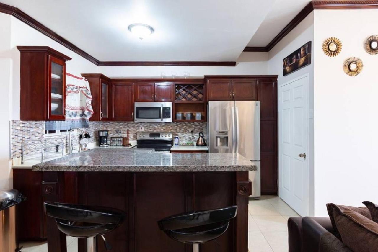 Kensington Bliss Apartment Kingston