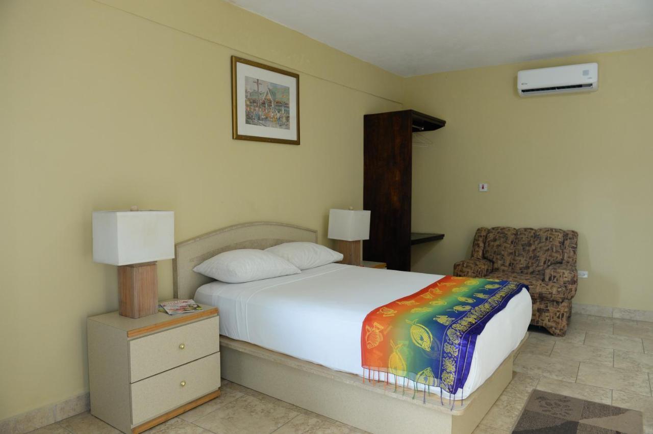 Hotel Citadel Rosehall