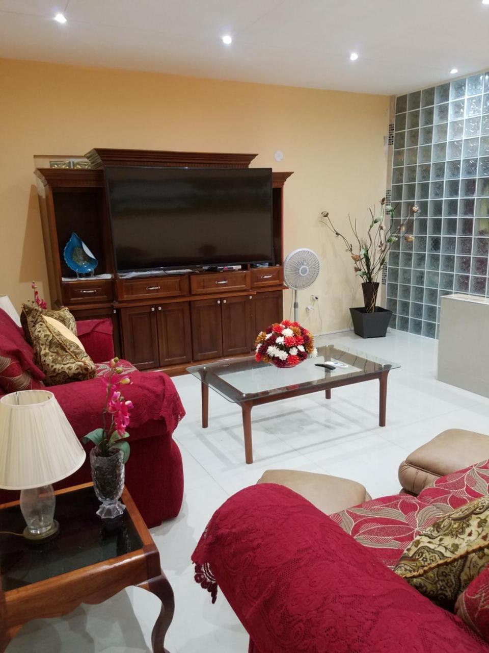 Guest house Casa De *