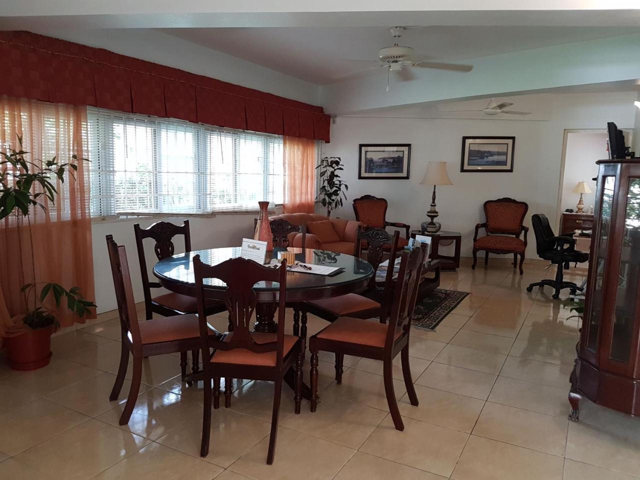 Kingston Cottage Inn