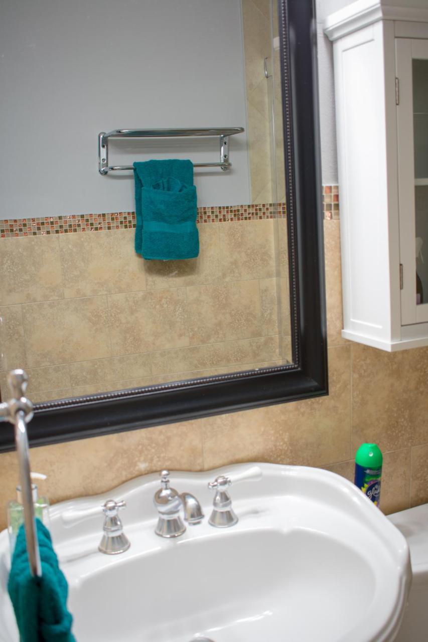 Casa Alexandria Guest Apartment Kingston