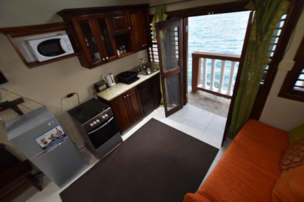 Shipwatcher W/mezzanine Apartment