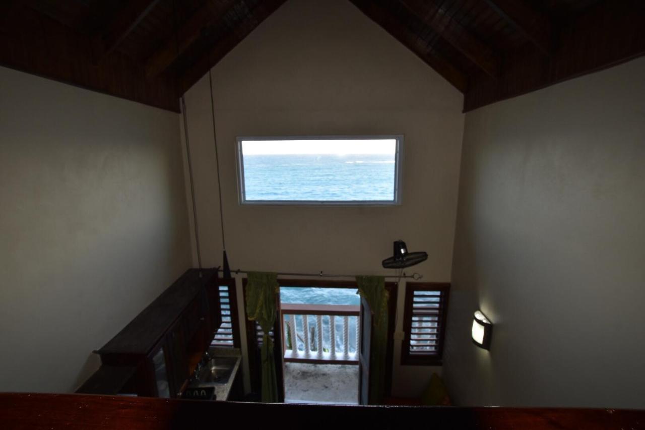 Shipwatcher W/mezzanine * Ocho Rios