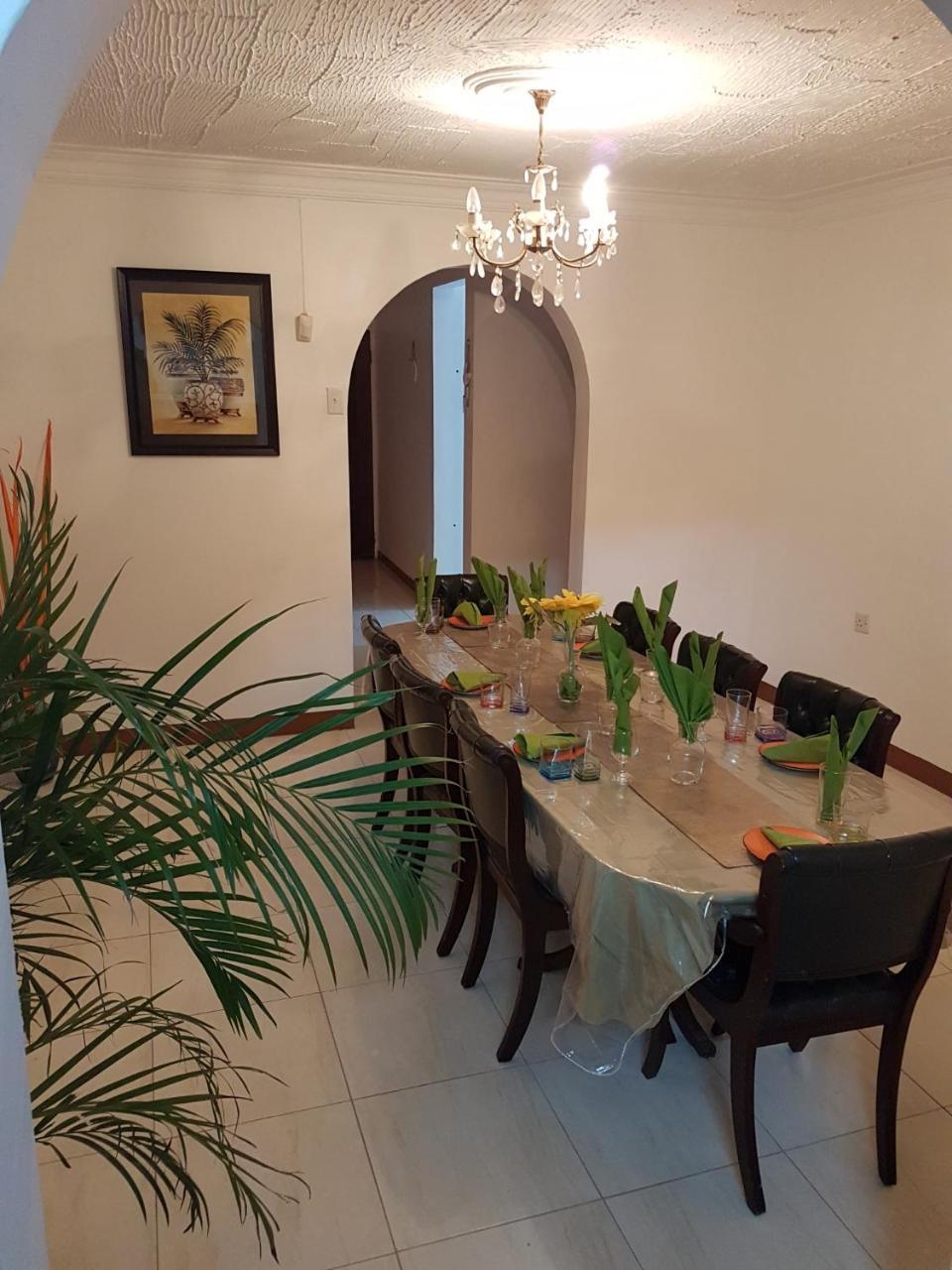The Grove Guest house *