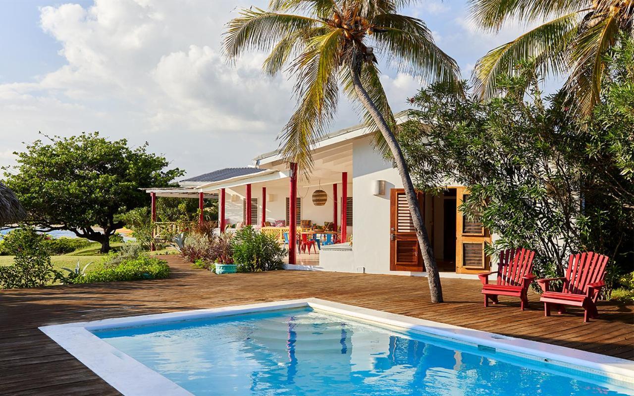 Pelican Three-bedroom *