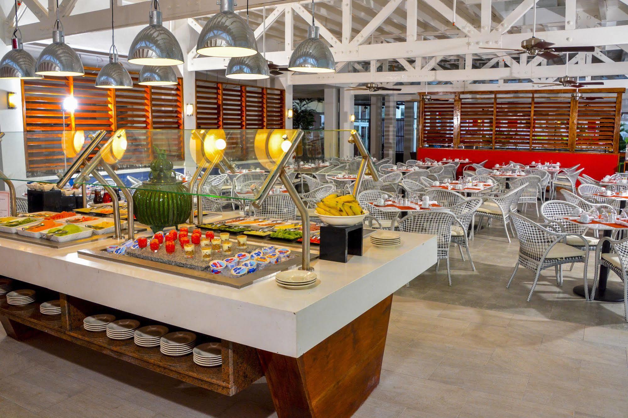 Grand Decameron Cornwall Beach, A Trademark All-Inclusive Resort Resort