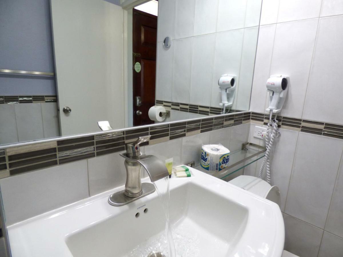 One Bedroom A17 *