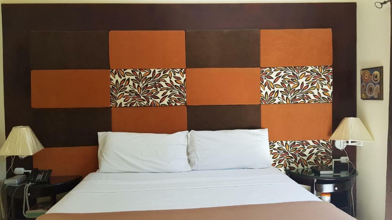 Christar Hotel Kingston