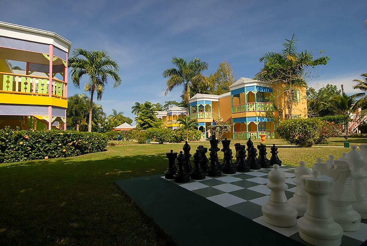 Resort Grand Pineapple 3*