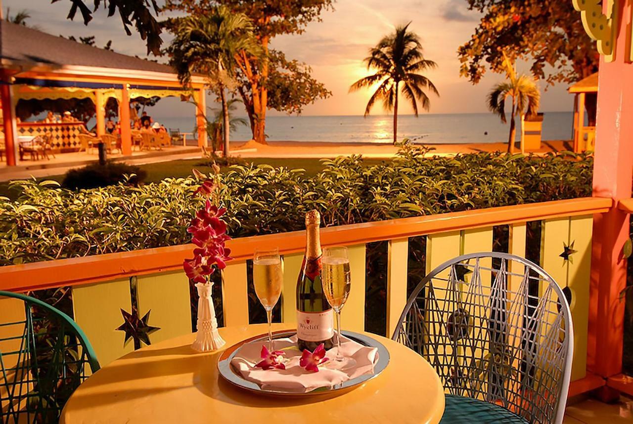 Resort Grand Pineapple