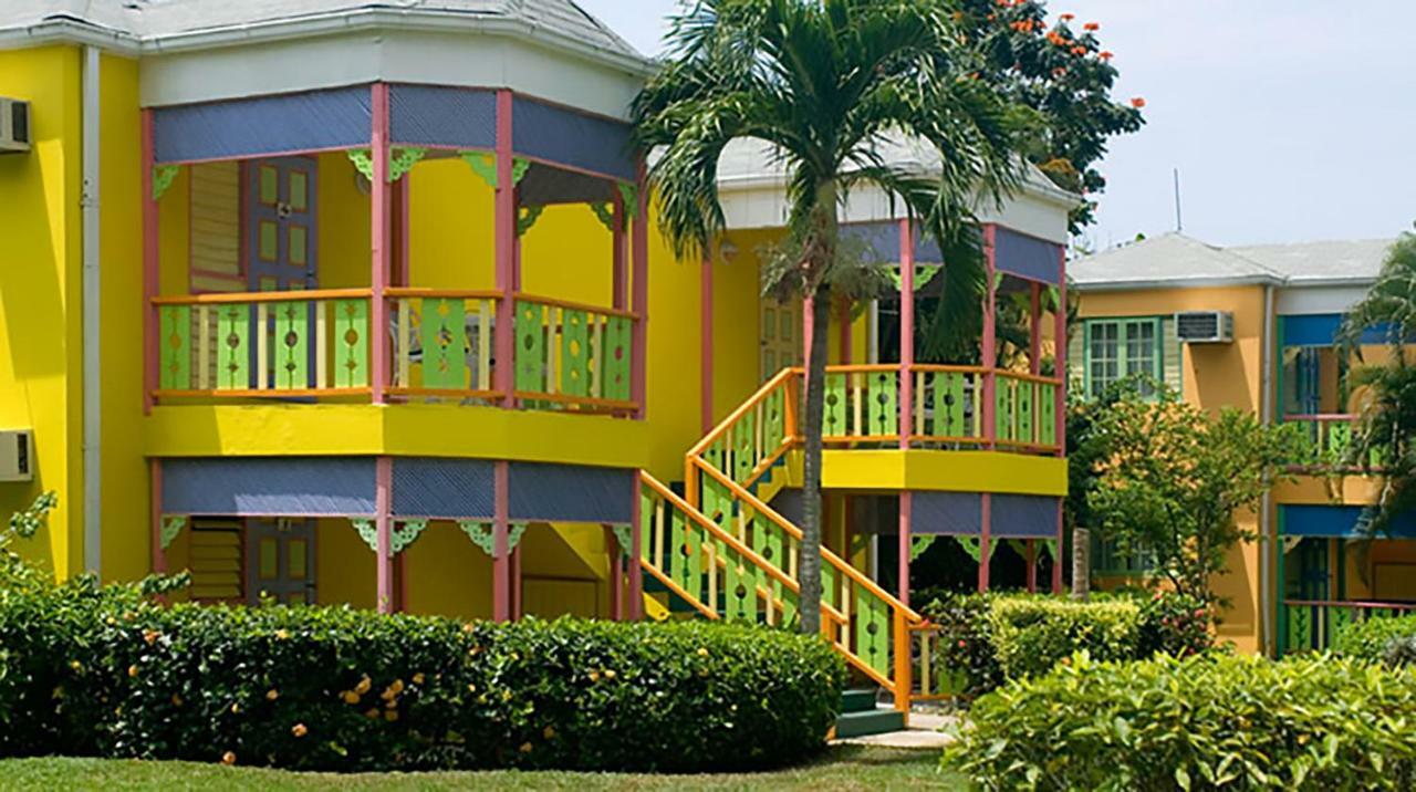 Resort Grand Pineapple