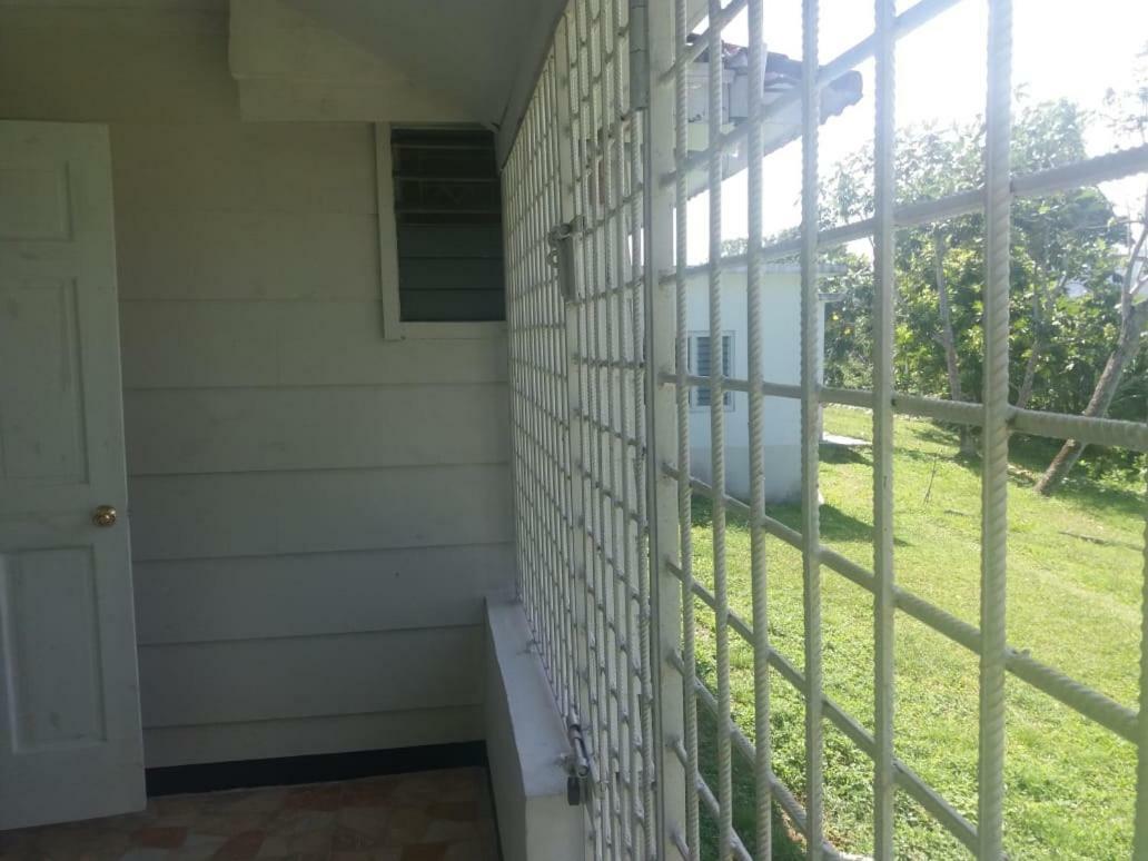 Cartref Creative Cribs * Port Maria