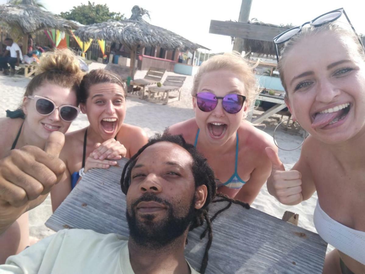 Inn Yardie 2*