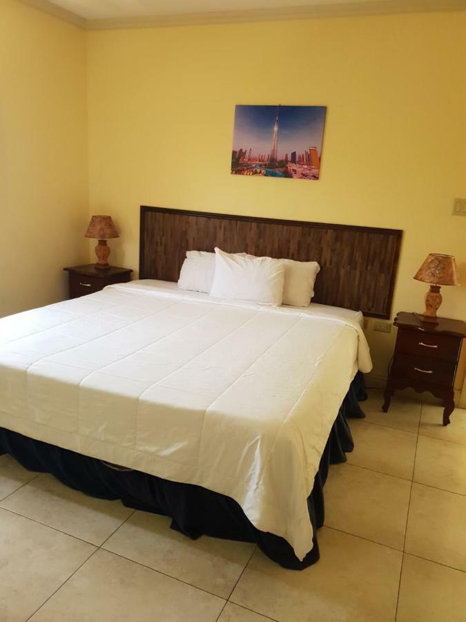 Paradise Place 2 2*