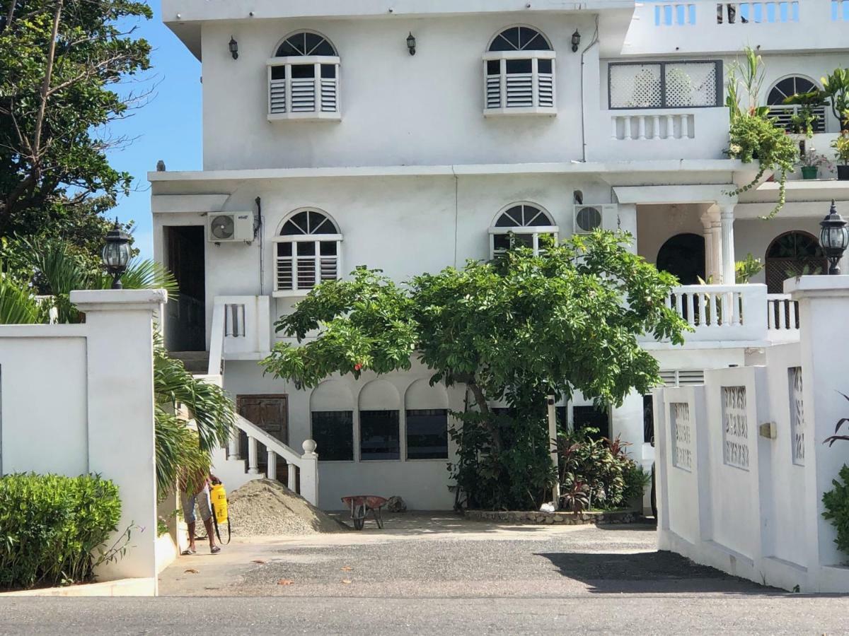 Hotel Callie's Beach House