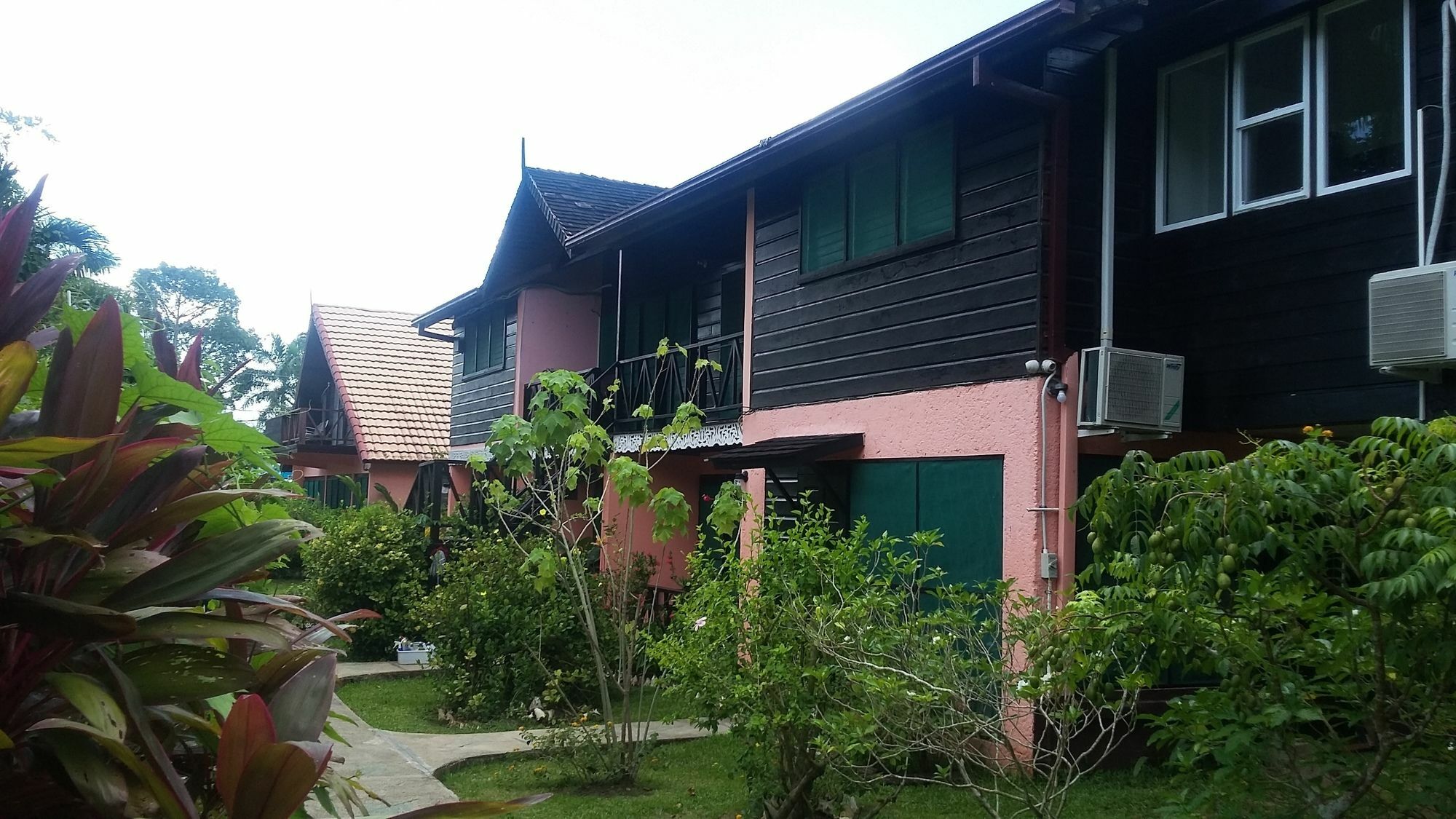 Hotel Firefly 4*