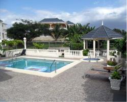 Paradise White House 3*