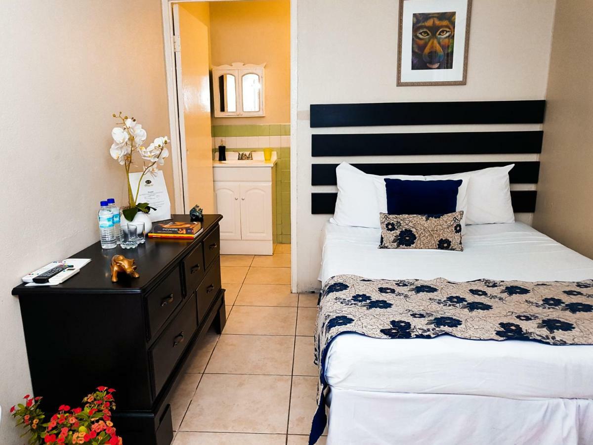Bed & Breakfast Eventuality New 2*