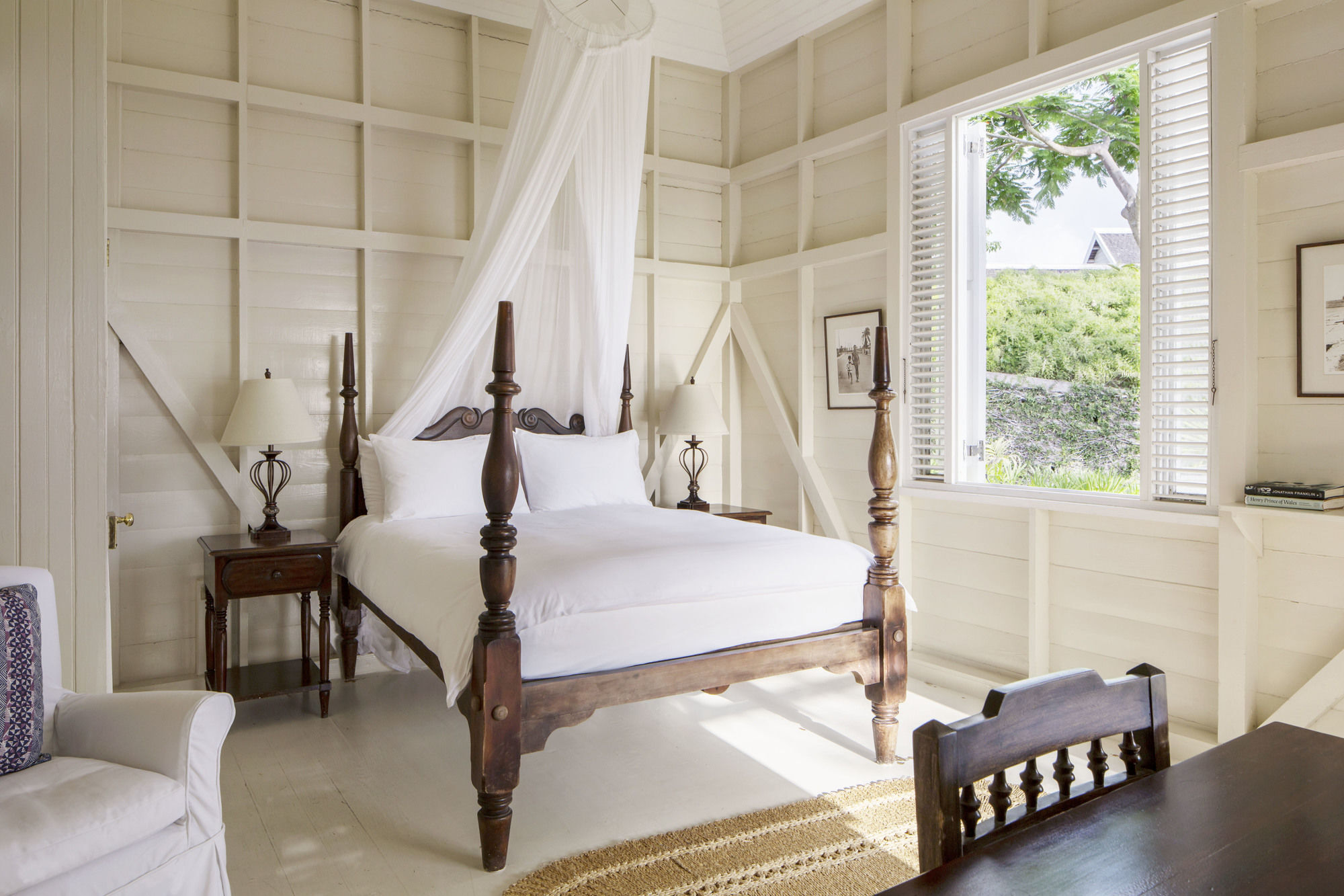 Hotel Strawberry Hill 4*