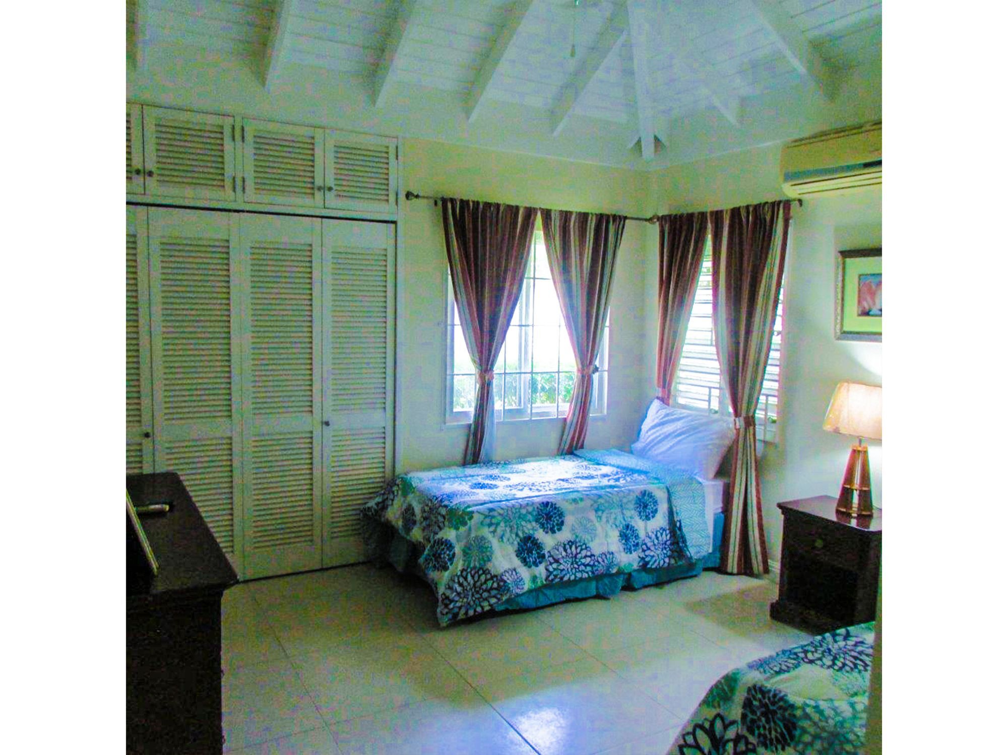 Hotel Summer Shades At Richmond Estate