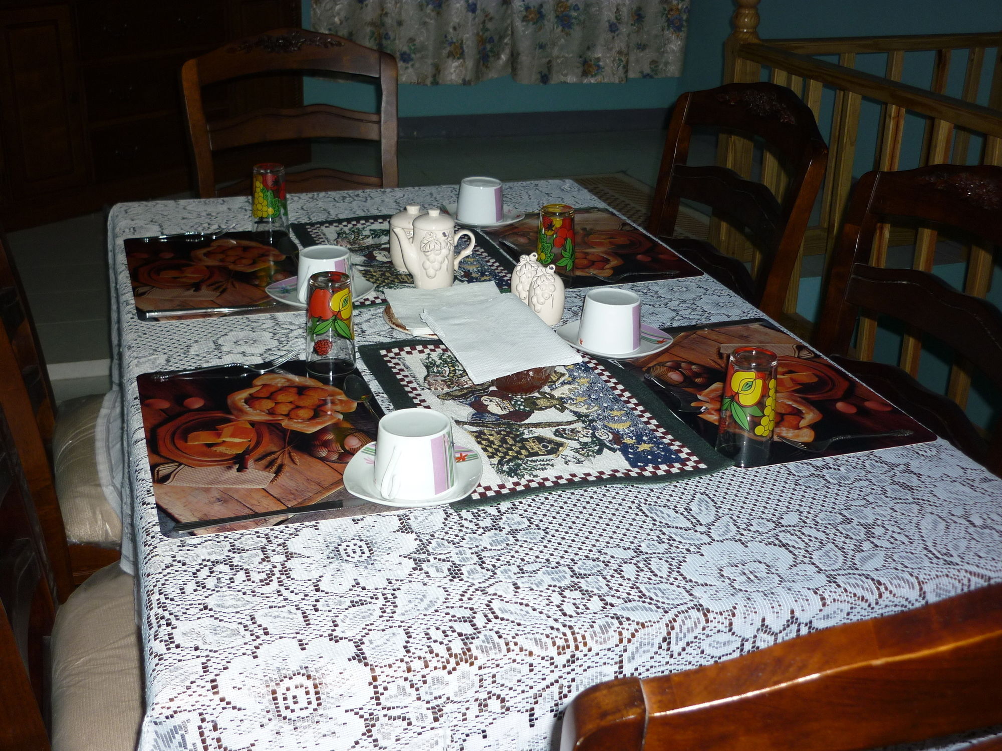 Guest house East Bay Villas 2*