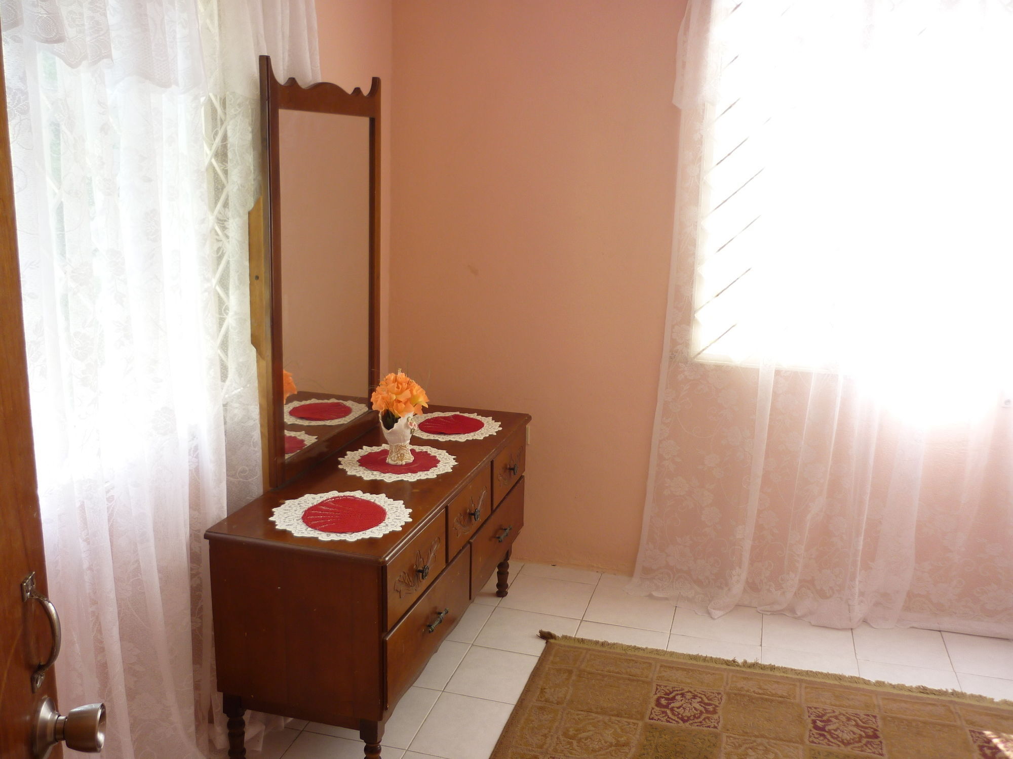 East Bay Villas Guest house