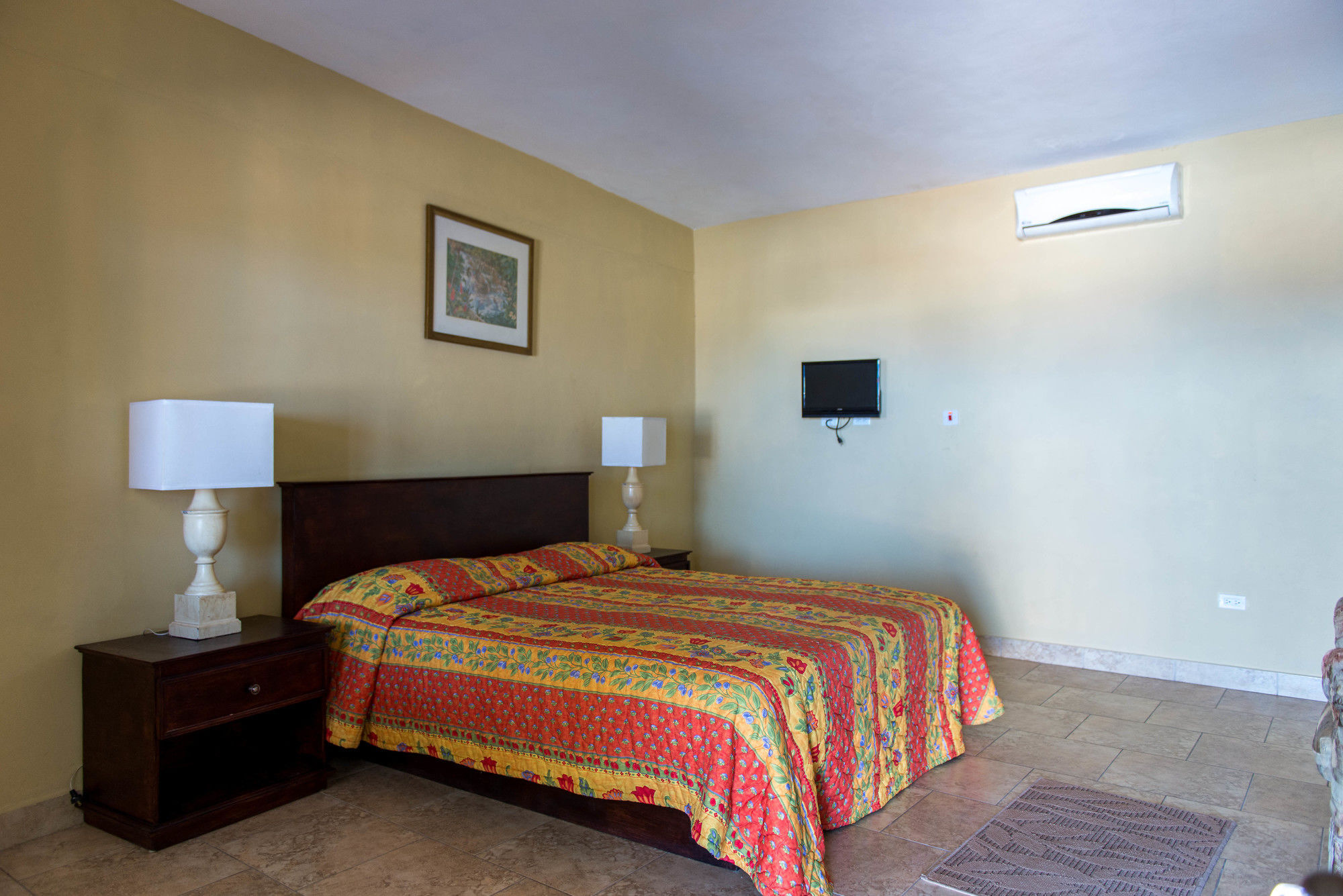 Bed & Breakfast Rosehall Deluxe 2*