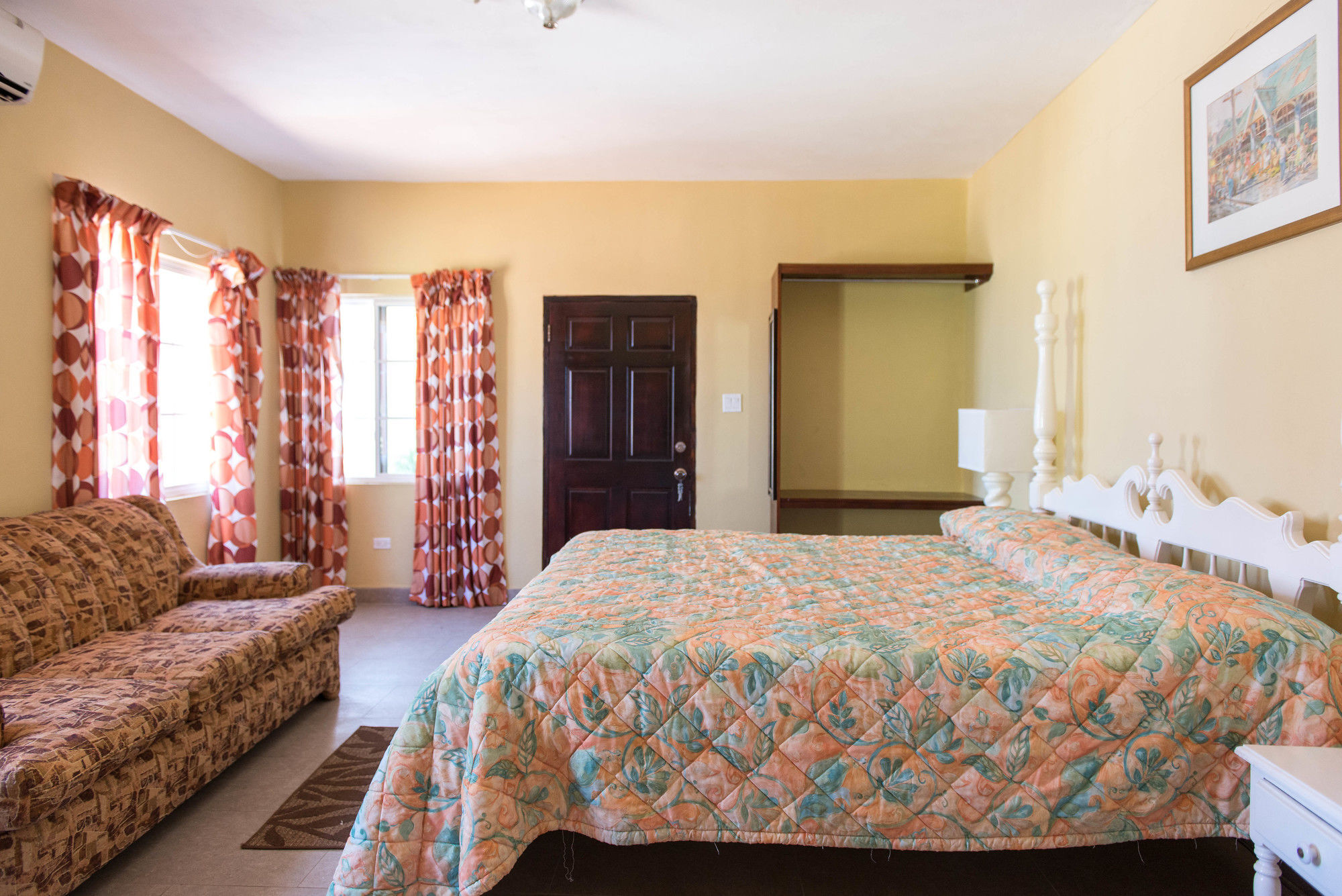 Bed & Breakfast Rosehall Deluxe 2*