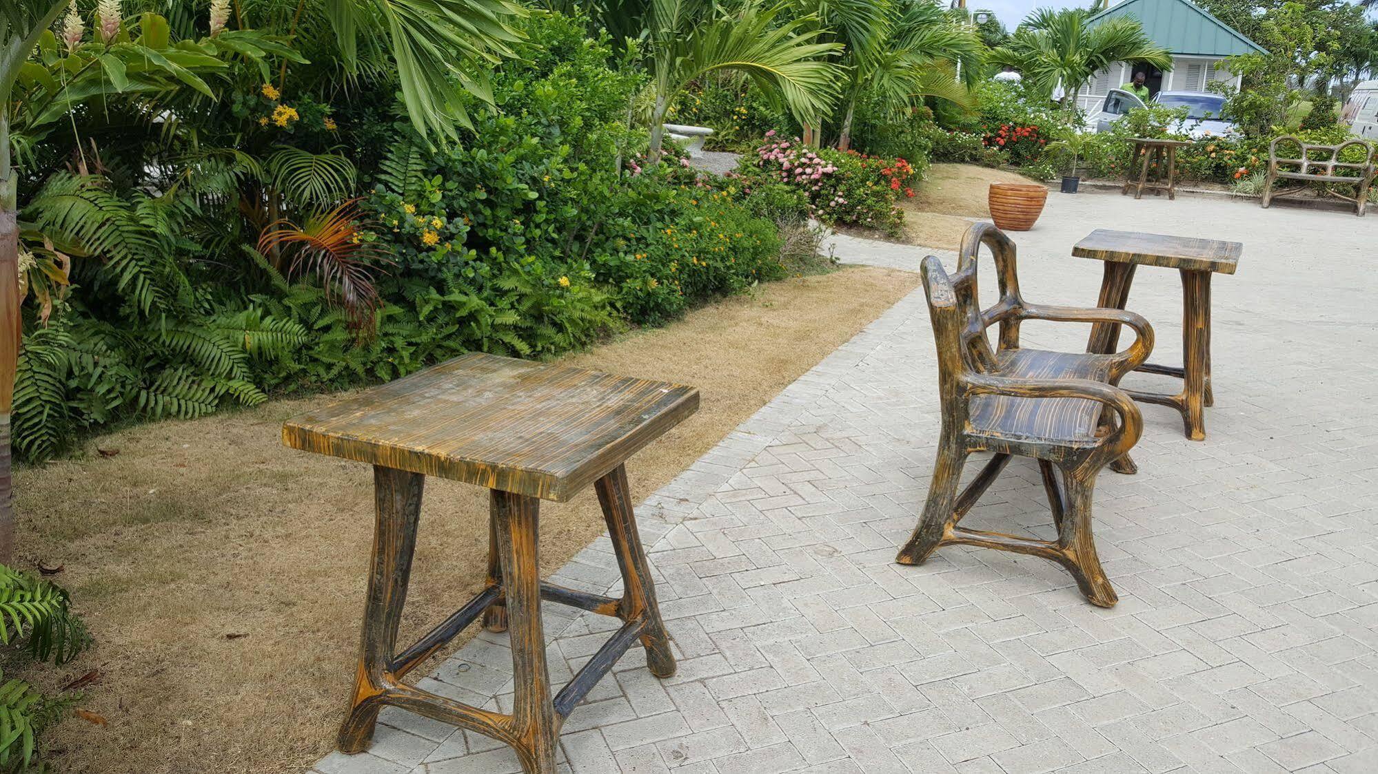 Villa Ocho Rios At Coolshade Ii *