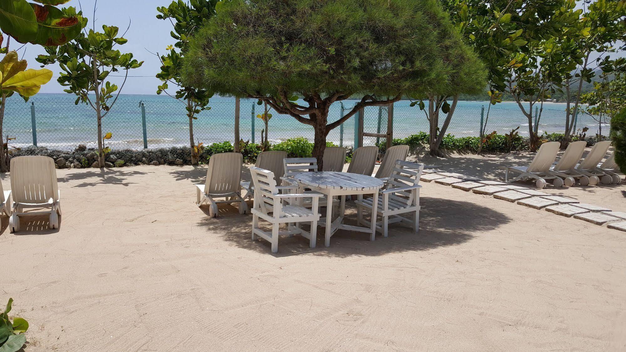 Villa Ocho Rios At Coolshade Ii