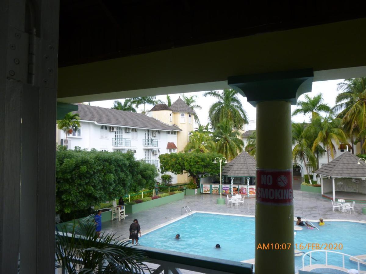 Hotel Sandcastles #c9 4*