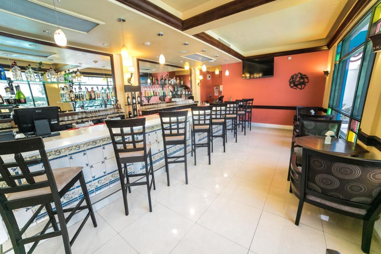 Hotel The Knutsford Court 3*