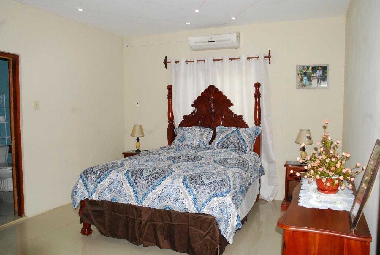 Guest house Casa De Montego Bay