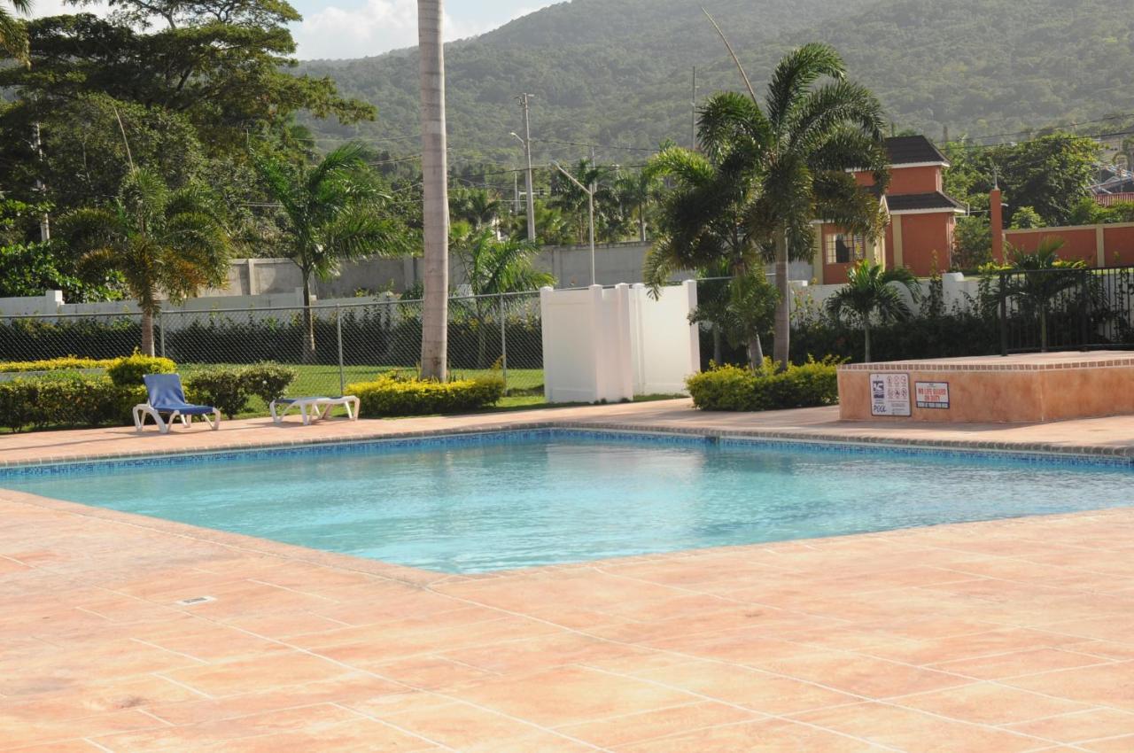 Casa de férias - Drax Hall Country Club 2-bed Luxury Ocho Rios