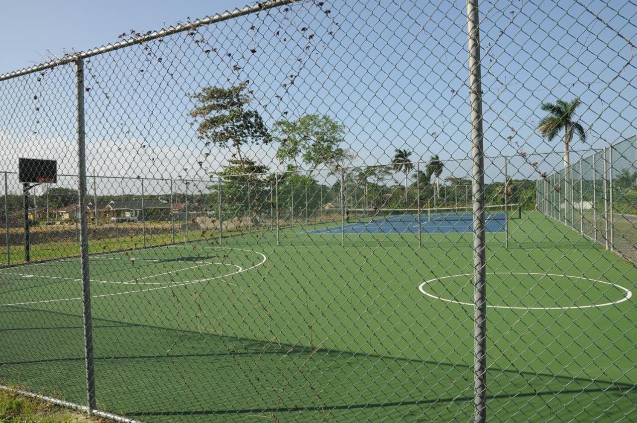 - Drax Hall Country Club 2-bed Luxury Casa de férias *